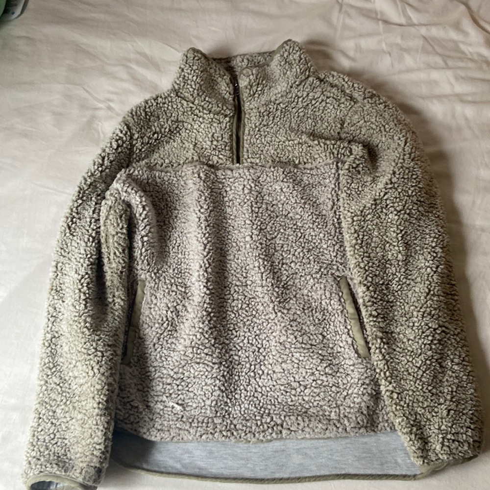 Thread and supply 1/4 zip